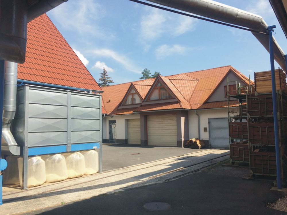 ROALHOLZ - český výrobca nábytku